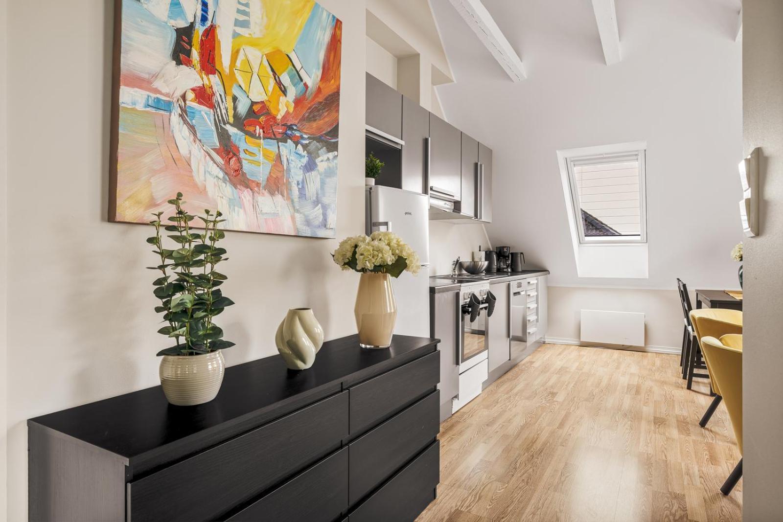 Rosen Apartment *